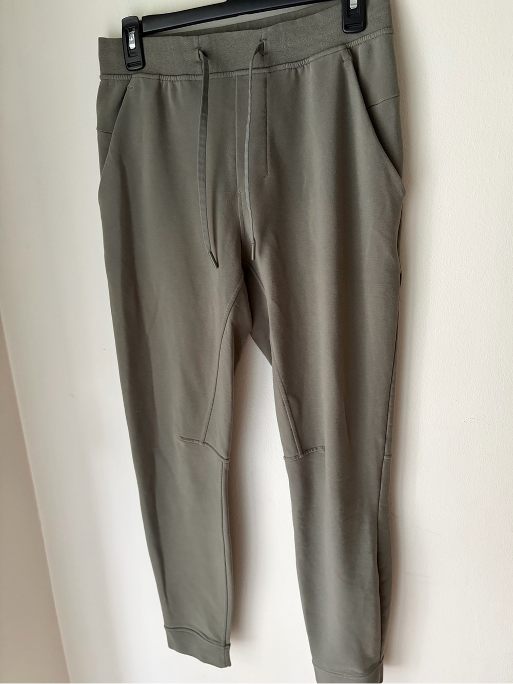 9. Men’s Size Small LULULEMON Sage Green City Sweat Jogger
